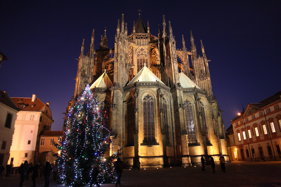 Catholic Cathedral of Prague and of the Czech Republic, the Katedrála svatého Víta, Václava a Vojtěcha Metropolitan – Cathedral of Saints Vitus, Wenceslaus and Adalbert